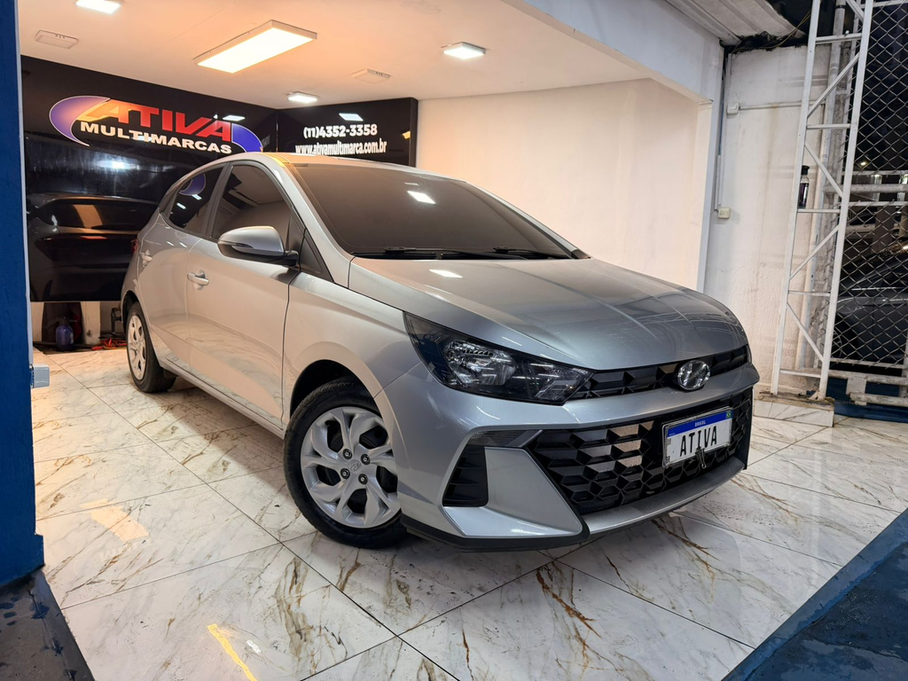 Hyundai HB20 Prata