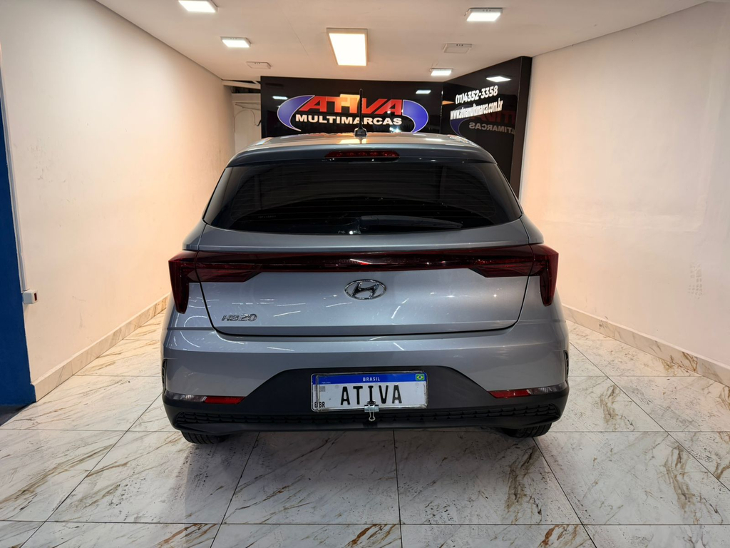 Hyundai HB20 Prata