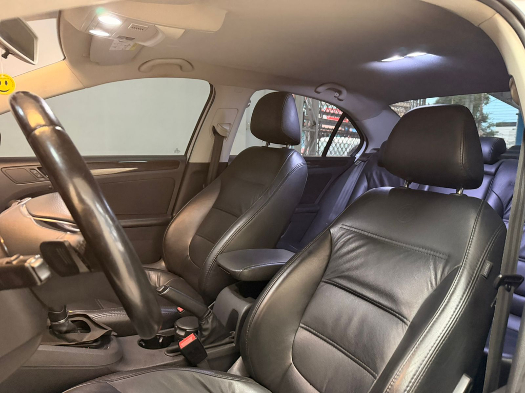 Volkswagen Jetta Branco