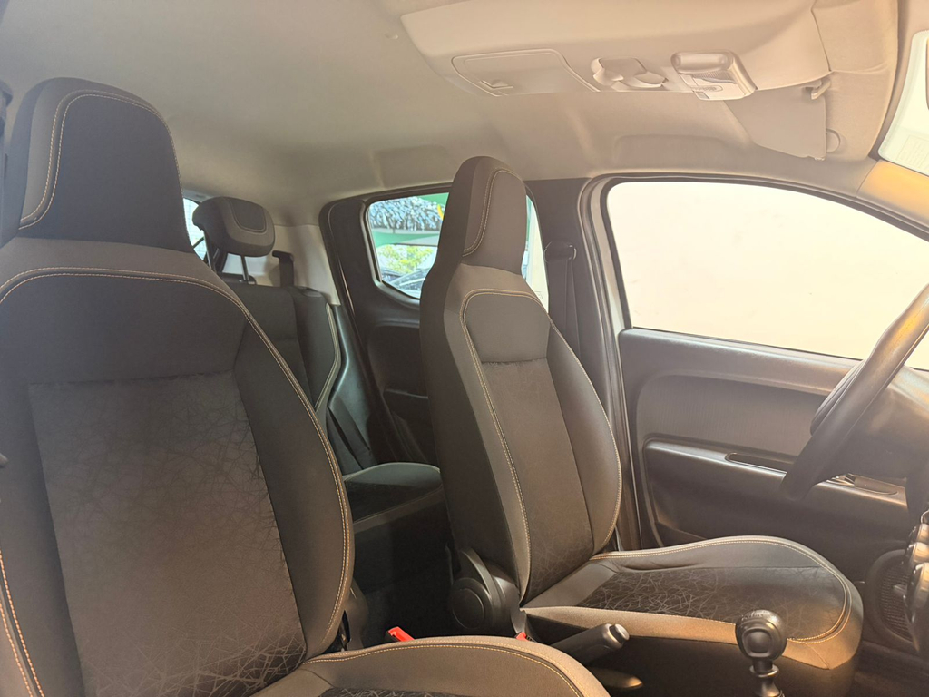 Fiat Mobi Branco