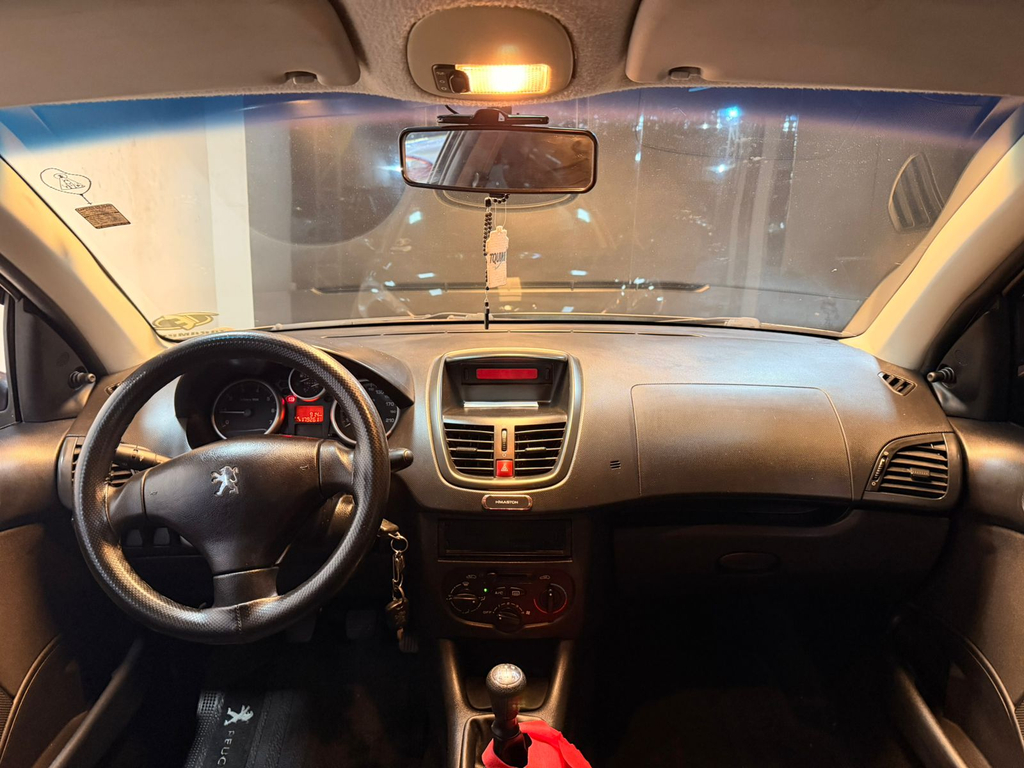 Peugeot 207 Sedan Cinza