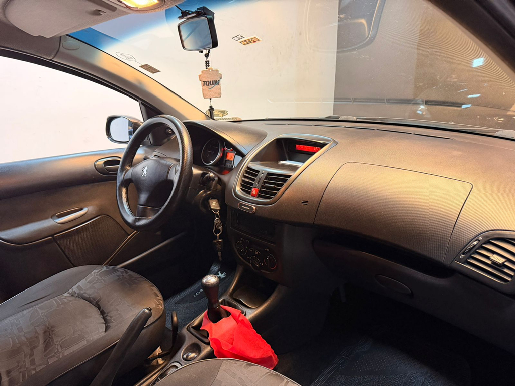 Peugeot 207 Sedan Cinza