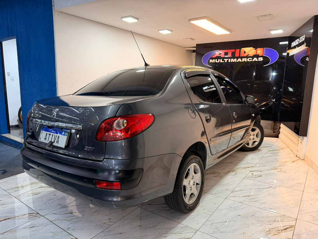 Peugeot 207 Sedan Cinza