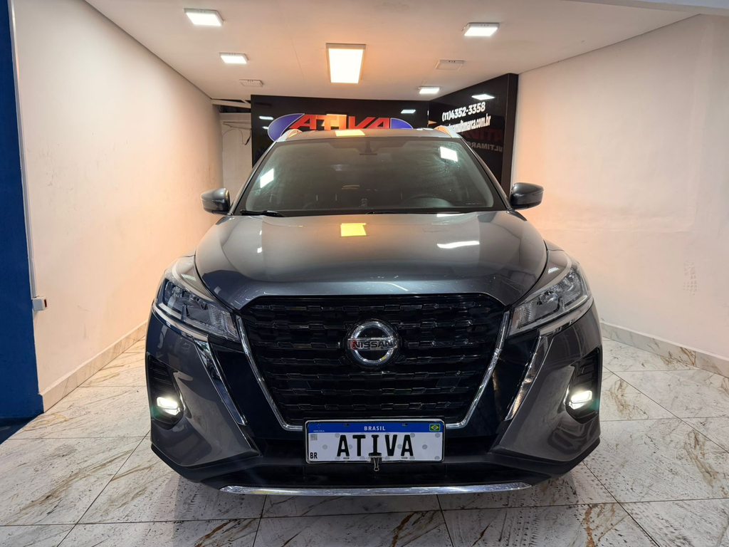 Nissan Kicks Cinza