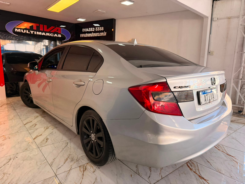 Honda Civic Prata