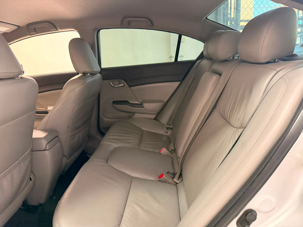 Honda Civic Prata