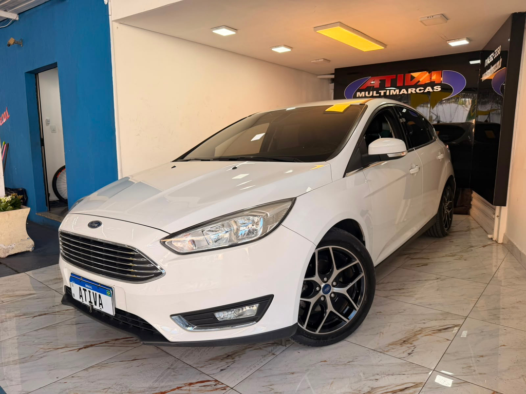 Ford Focus Branco