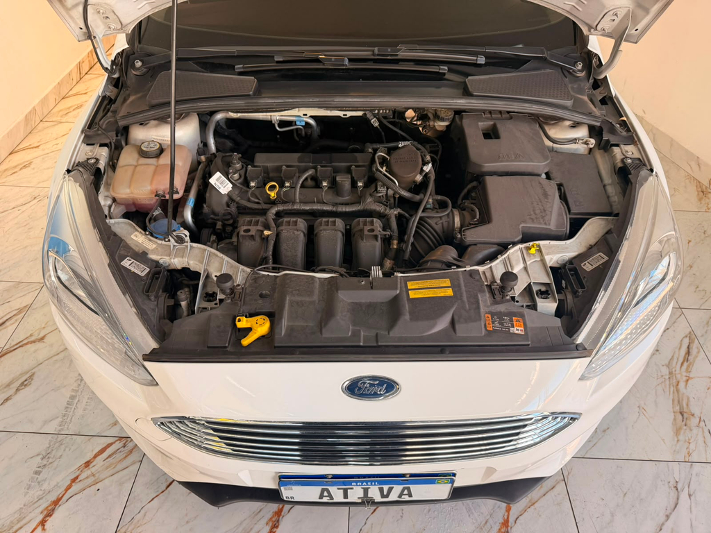 Ford Focus Branco
