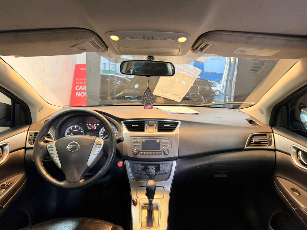 Nissan Sentra Azul