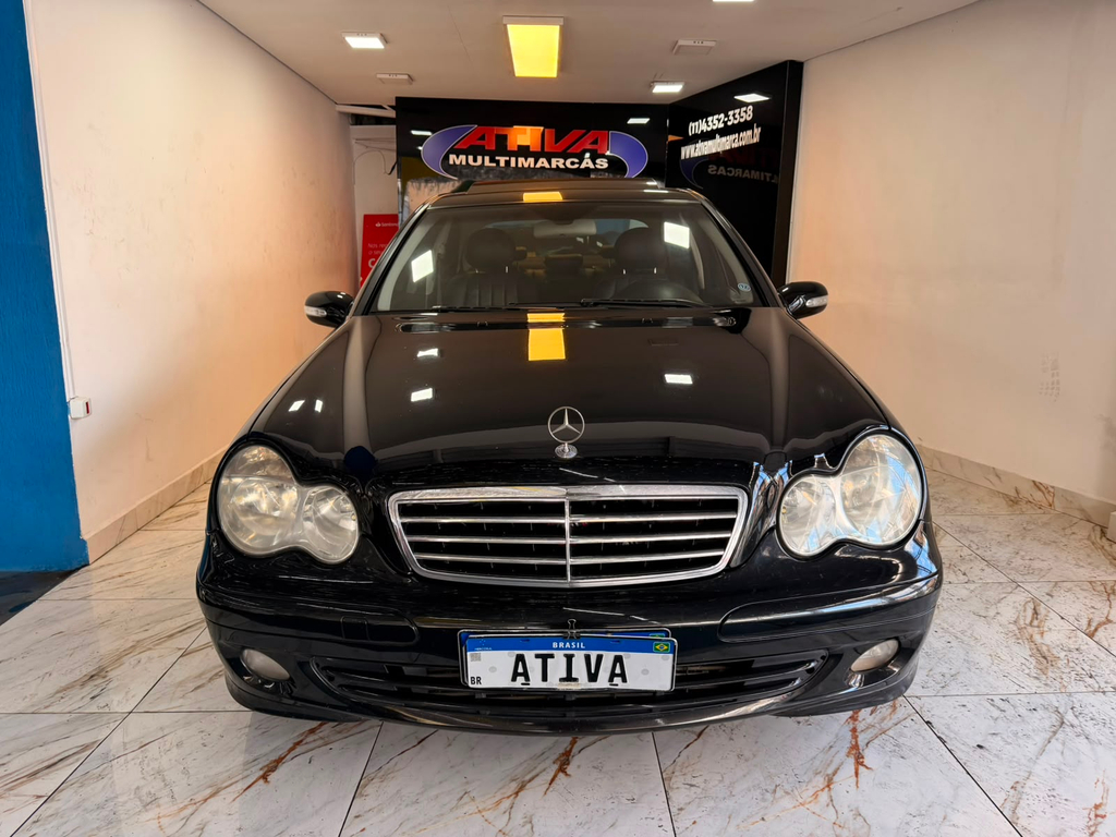 Mercedes Benz C-180 Preto