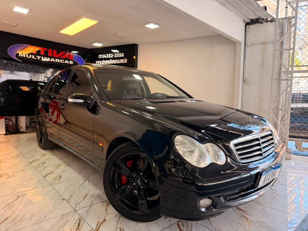 Mercedes Benz C-180 Preto