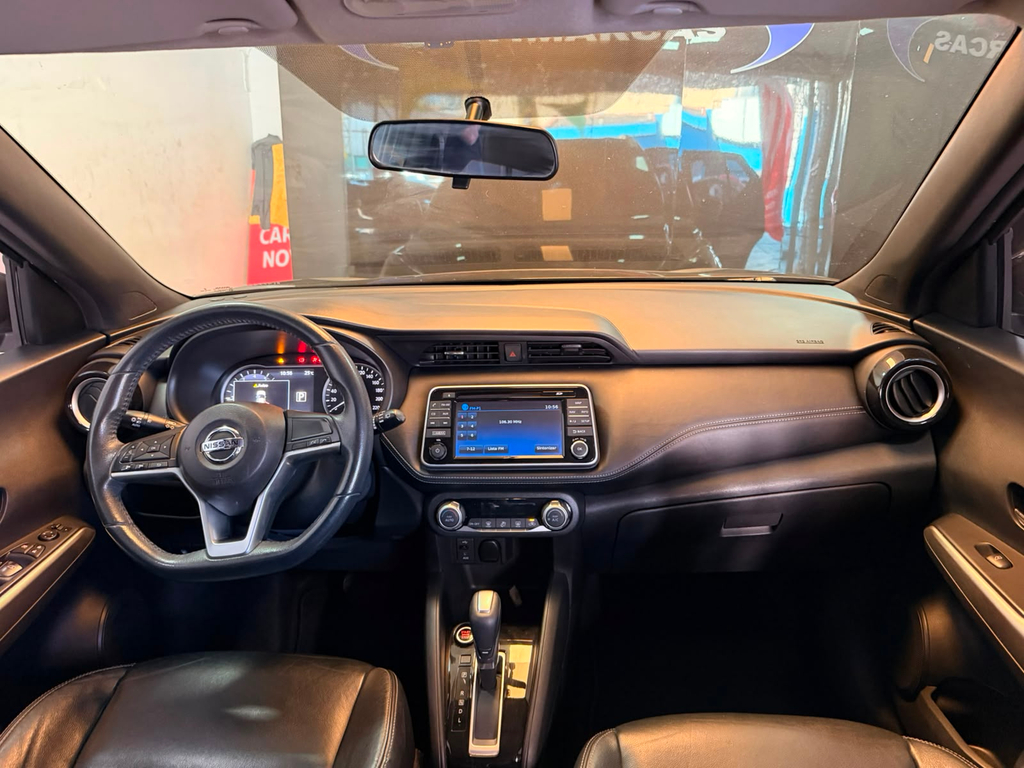 Nissan Kicks Preto