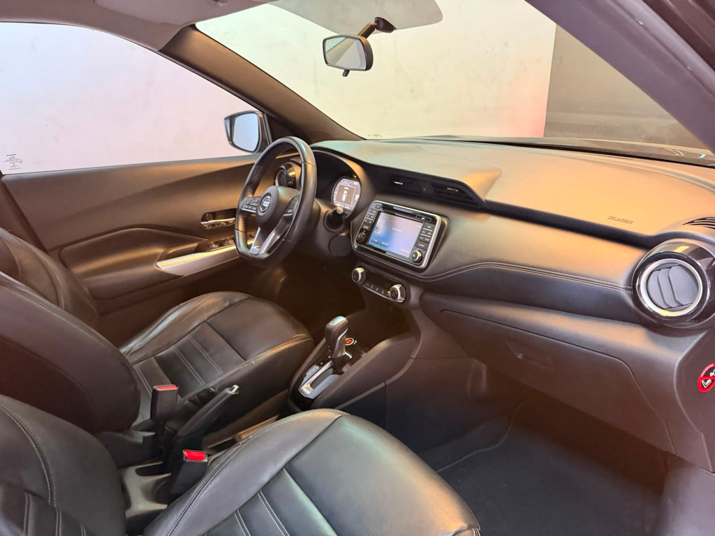 Nissan Kicks Preto