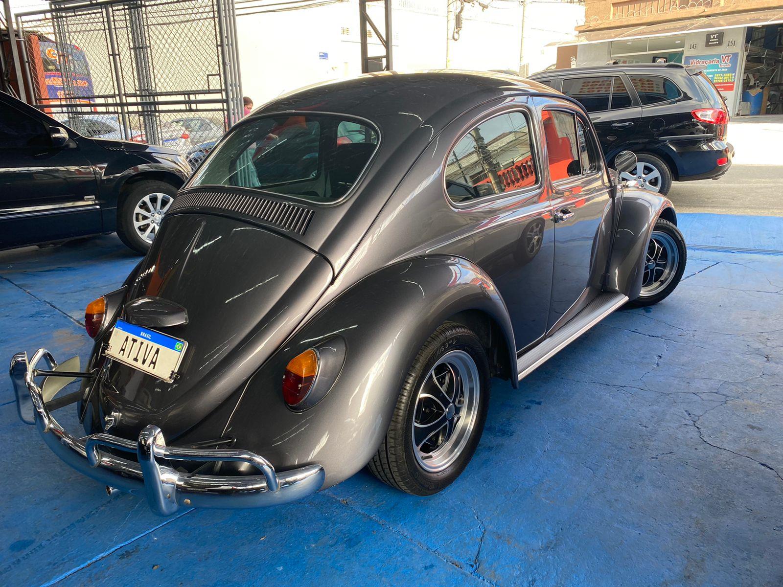 Volkswagen Fusca Cinza