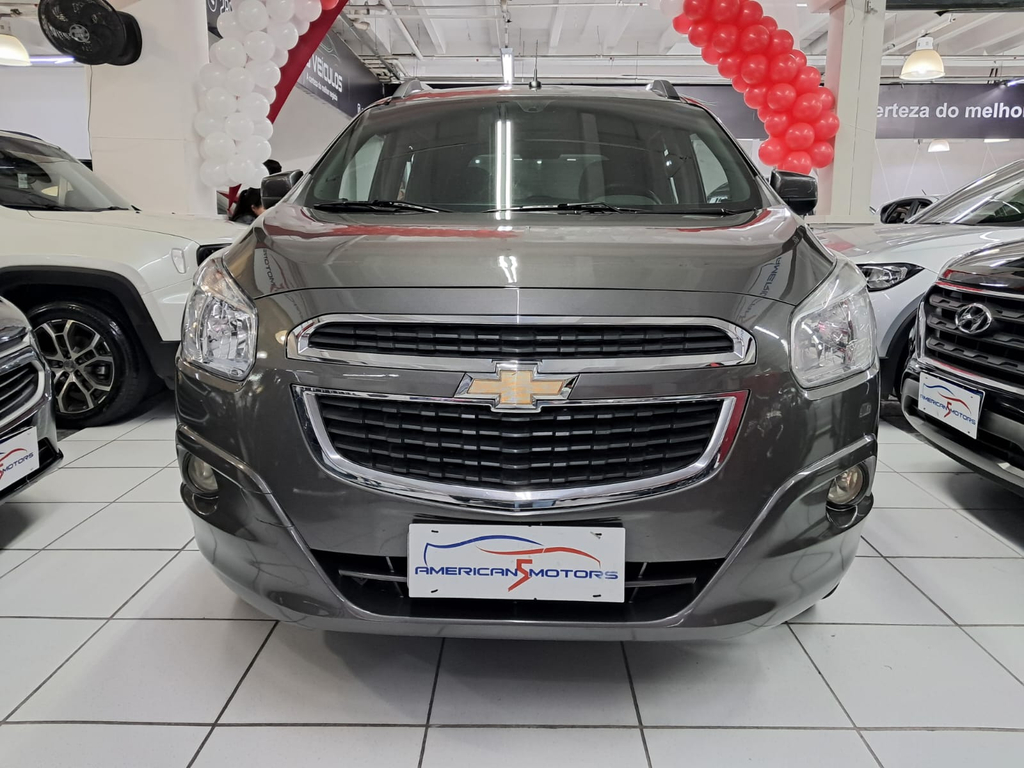 Chevrolet Spin Cinza