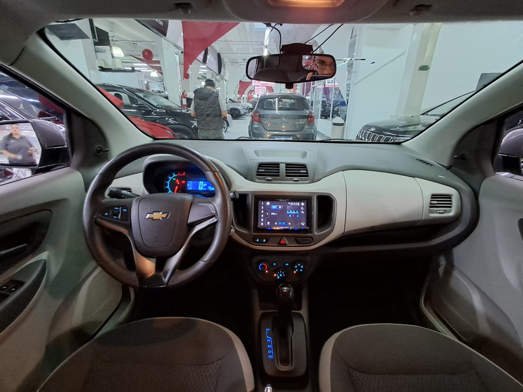 Chevrolet Spin Cinza
