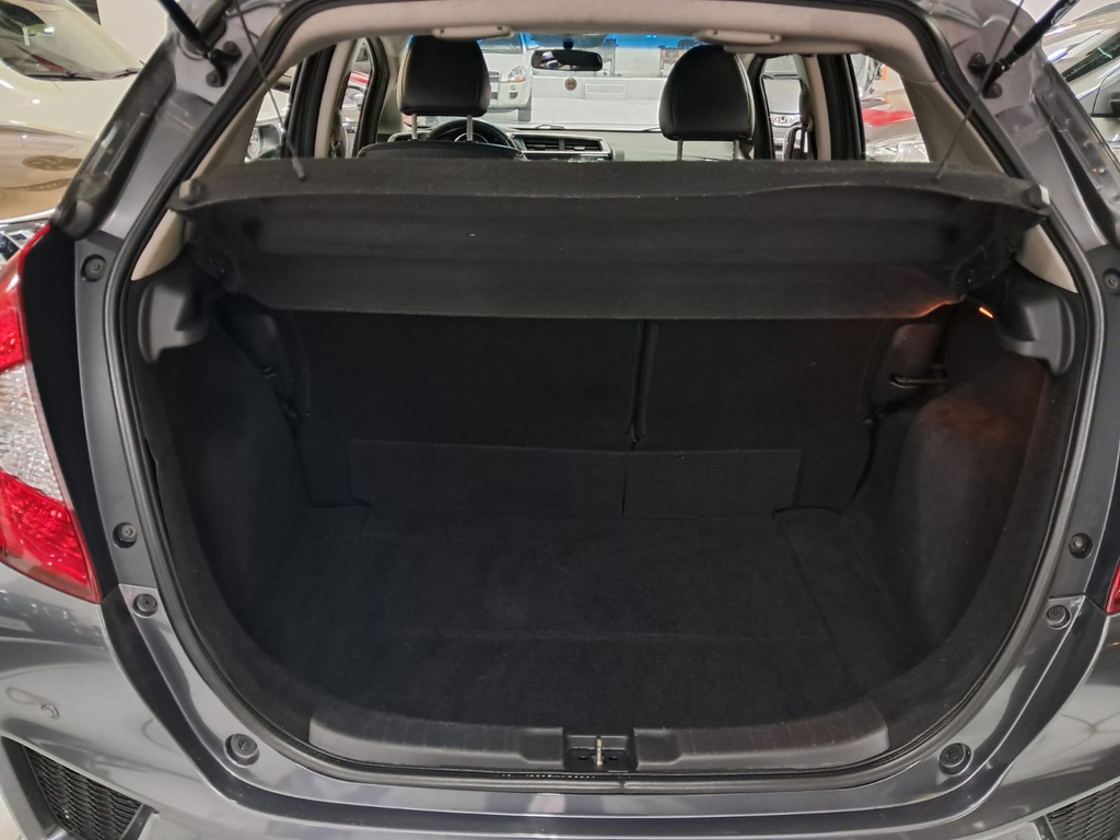 Honda Fit Cinza