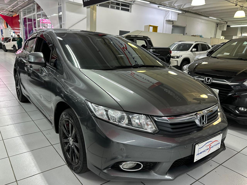 Honda Civic Cinza