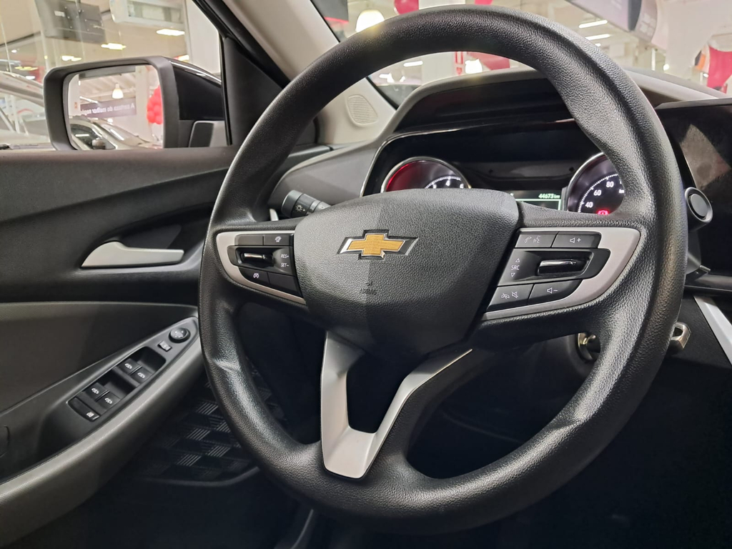 Chevrolet Montana Preto
