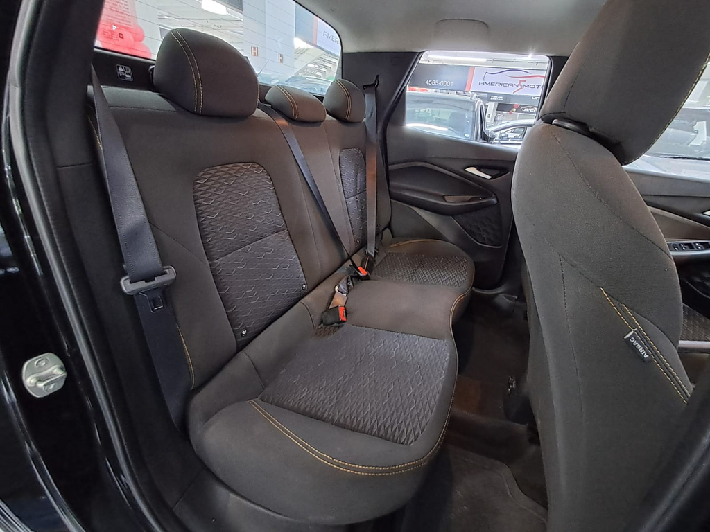 Chevrolet Montana Preto