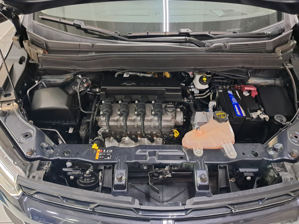 Chevrolet Spin Cinza
