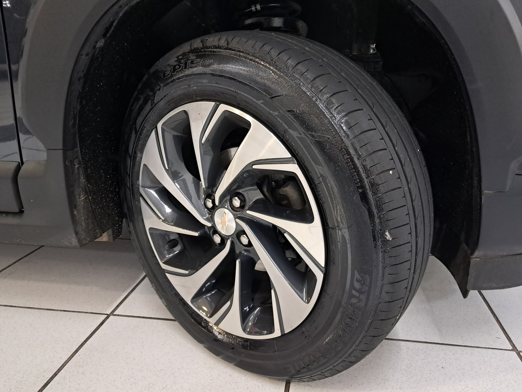 Chevrolet Spin Cinza