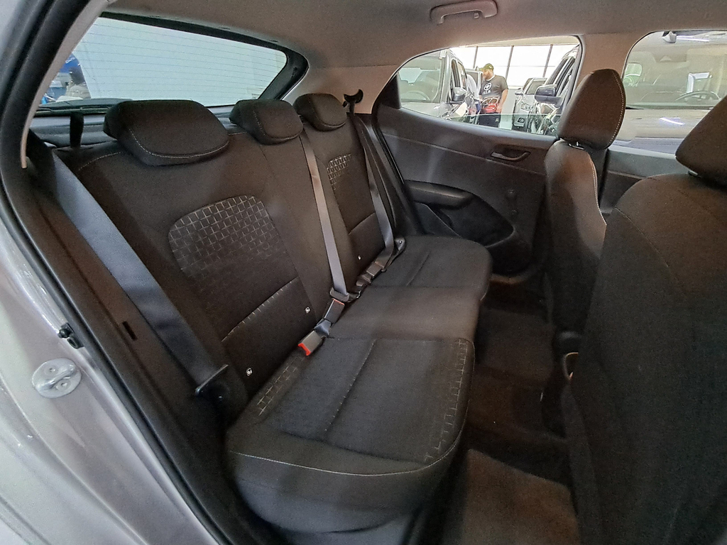 Hyundai HB20 Prata