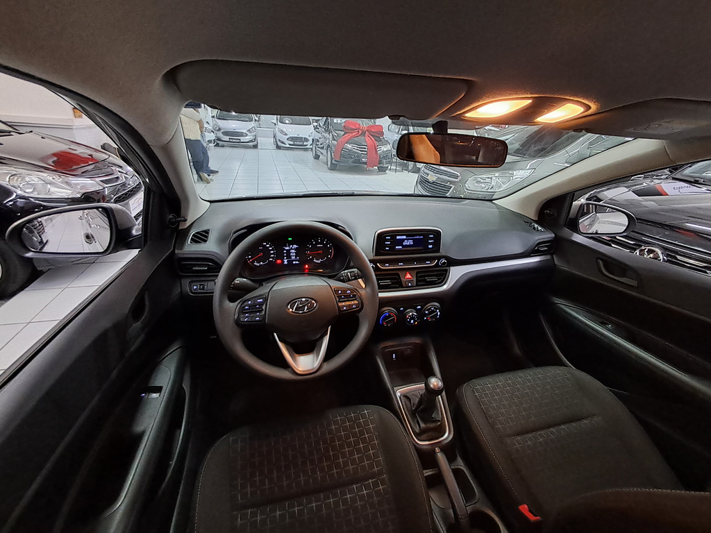 Hyundai HB20 Prata