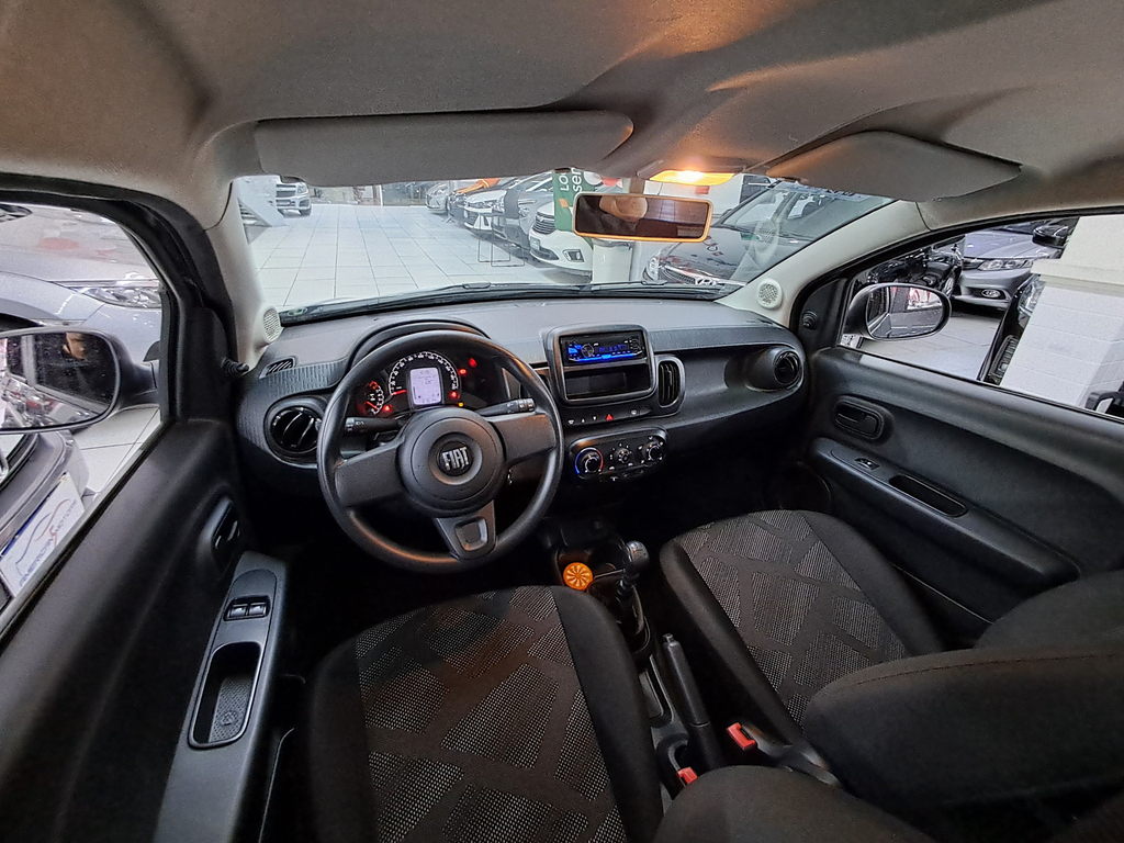 Fiat Mobi Cinza