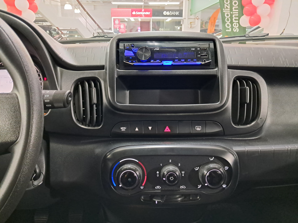 Fiat Mobi Cinza
