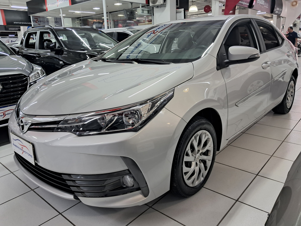 Toyota Corolla Prata