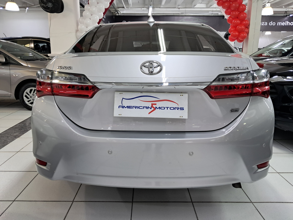 Toyota Corolla Prata