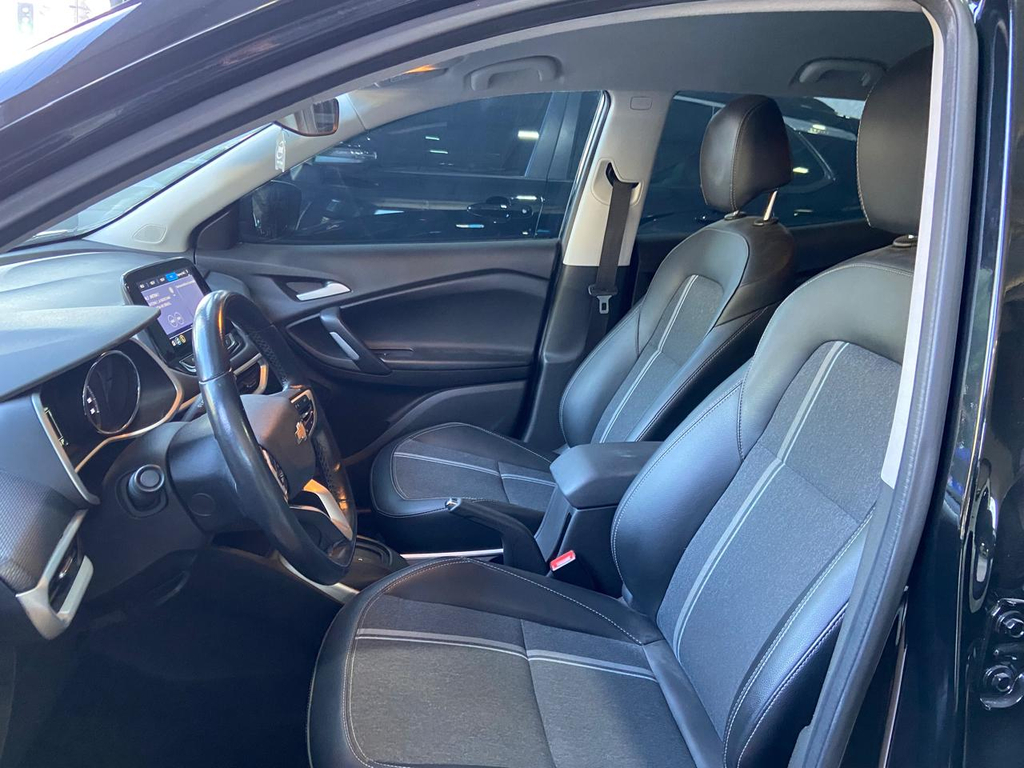 Chevrolet Tracker Preto