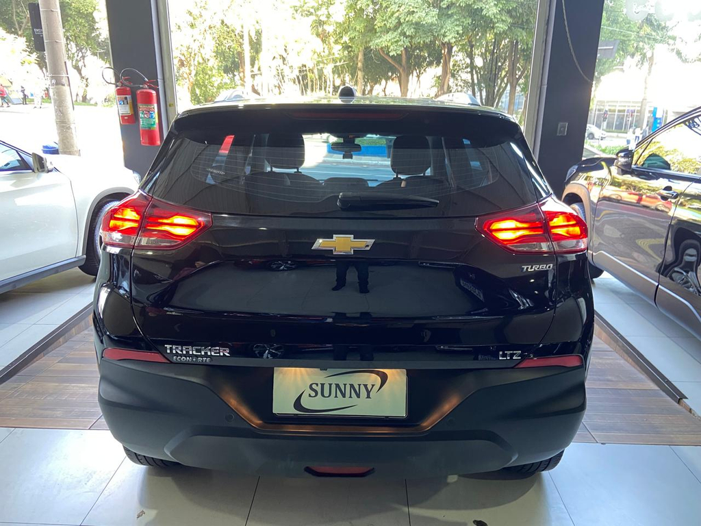 Chevrolet Tracker Preto