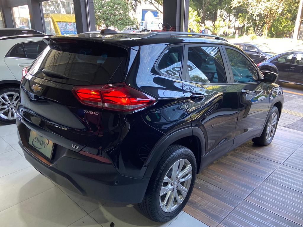 Chevrolet Tracker Preto