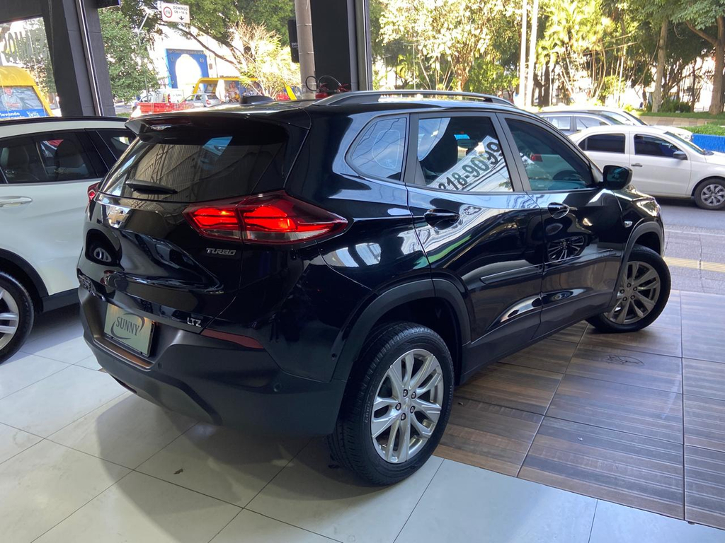 Chevrolet Tracker Preto