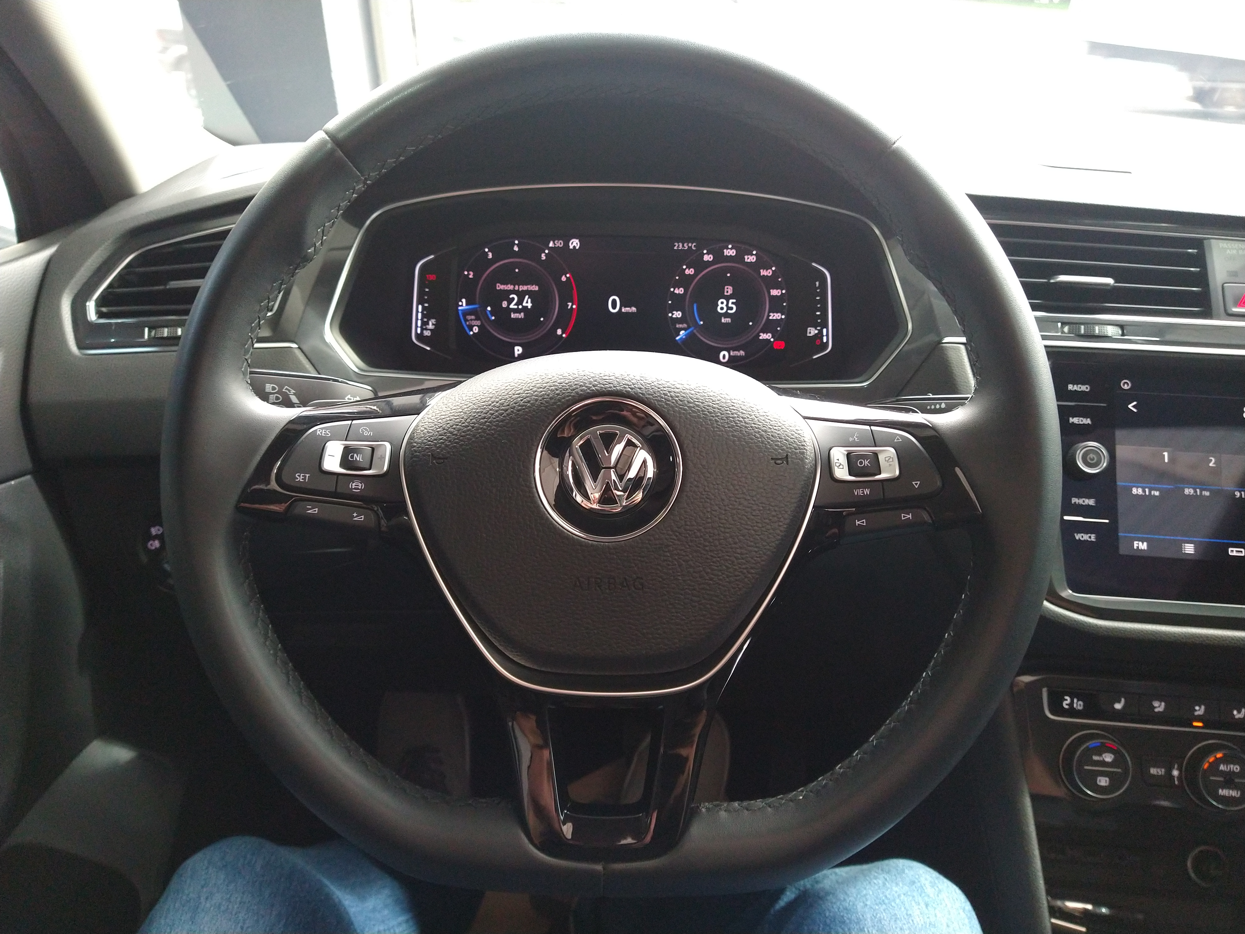 Volkswagen Tiguan Prata