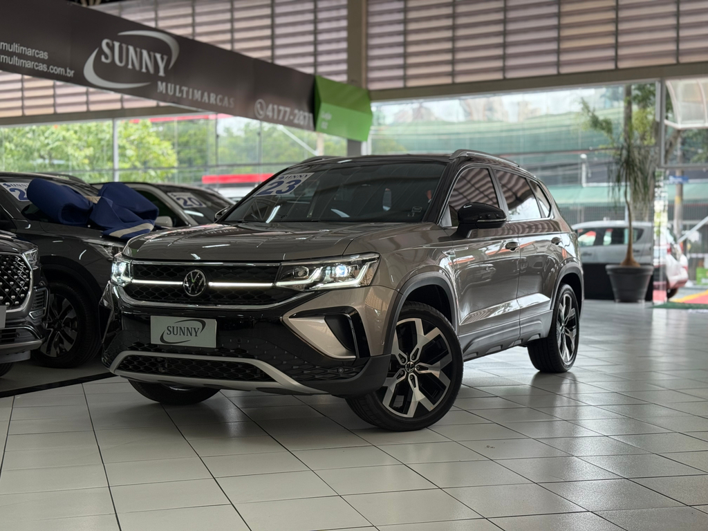Volkswagen TAOS Bege