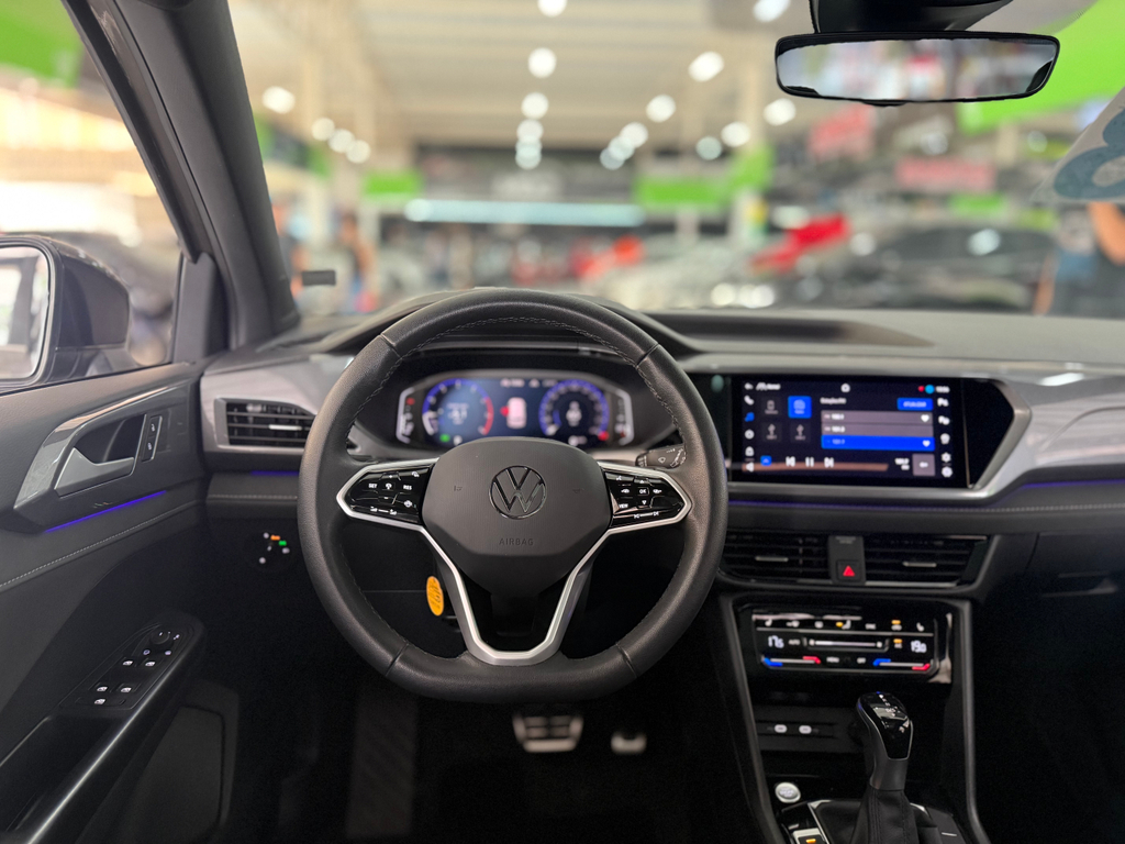 Volkswagen TAOS Bege