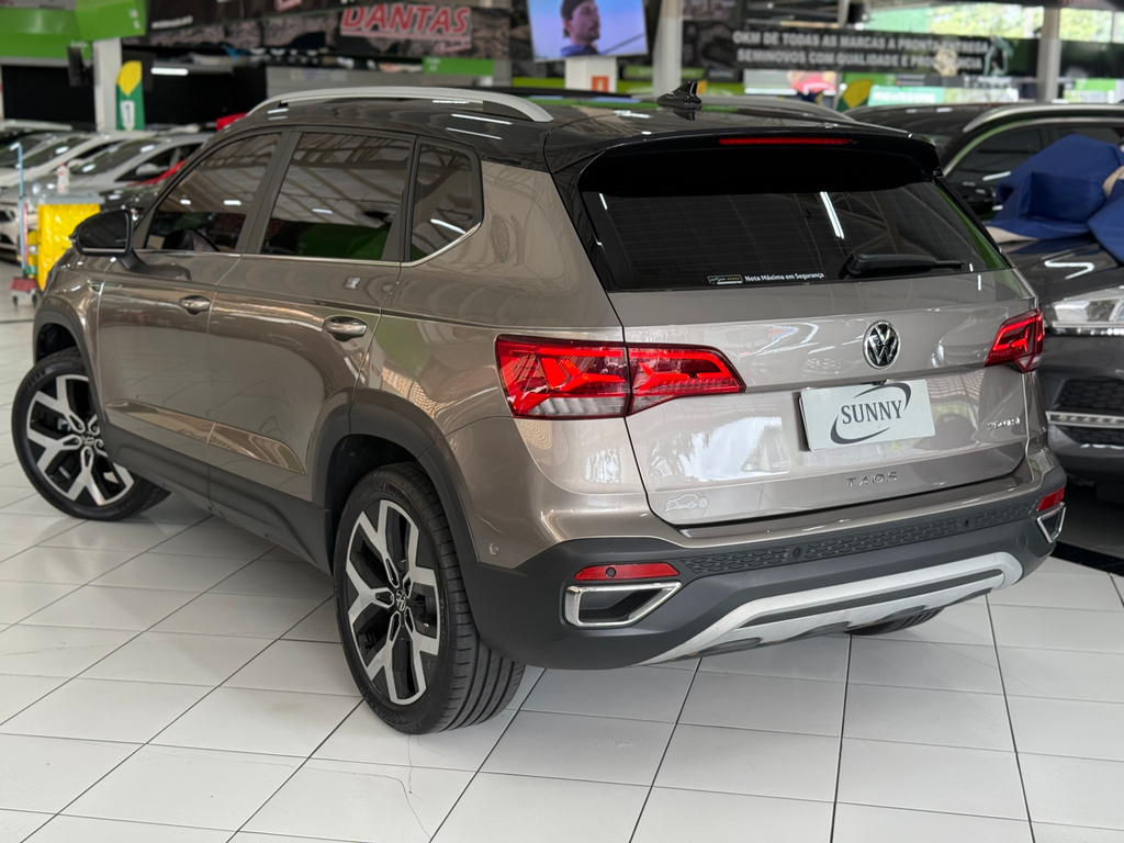 Volkswagen TAOS Bege