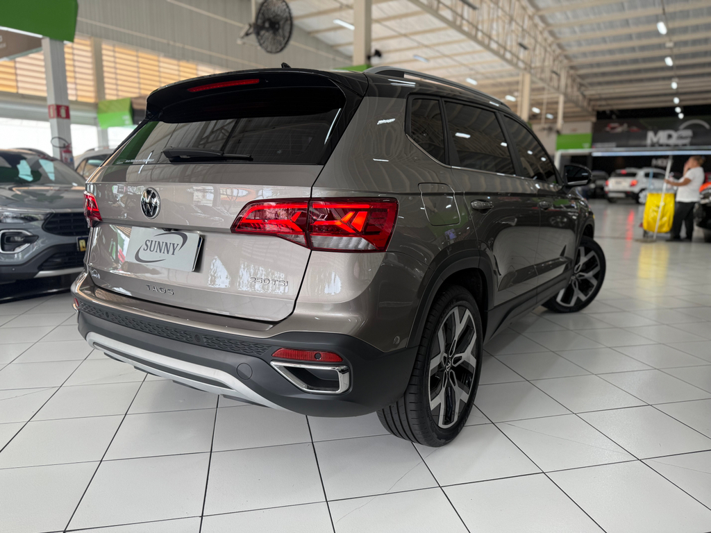 Volkswagen TAOS Bege