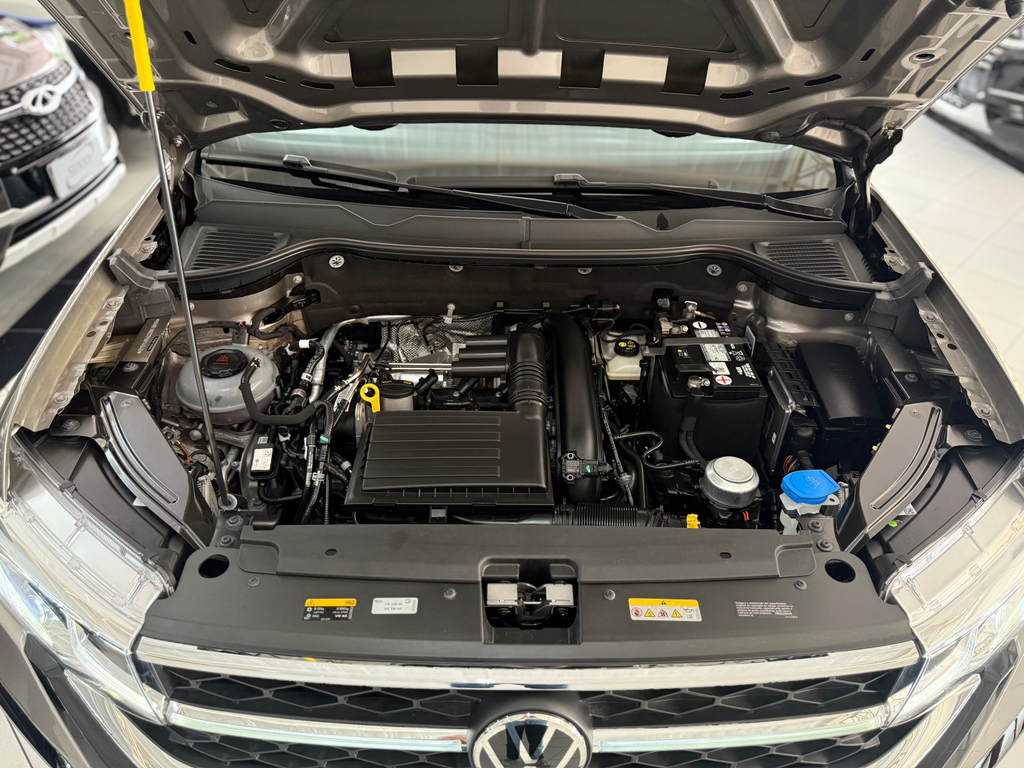 Volkswagen TAOS Bege