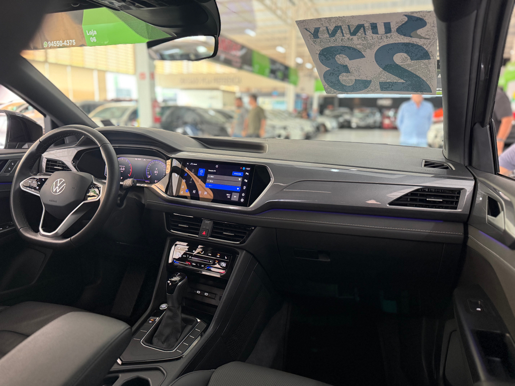 Volkswagen TAOS Bege