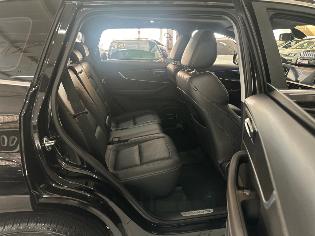 Chery Tiggo 8 Preto