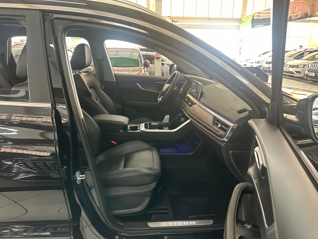 Chery Tiggo 8 Preto