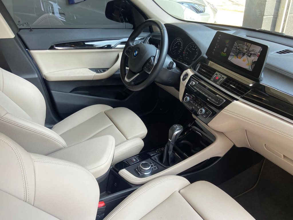 BMW X1 Azul