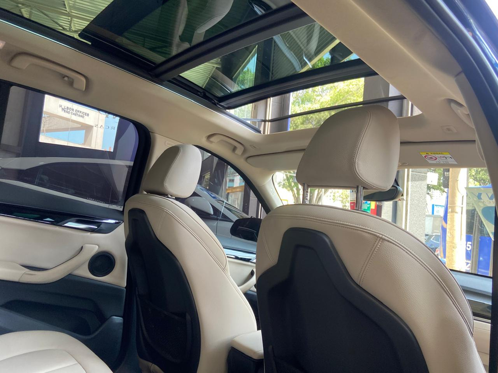 BMW X1 Azul