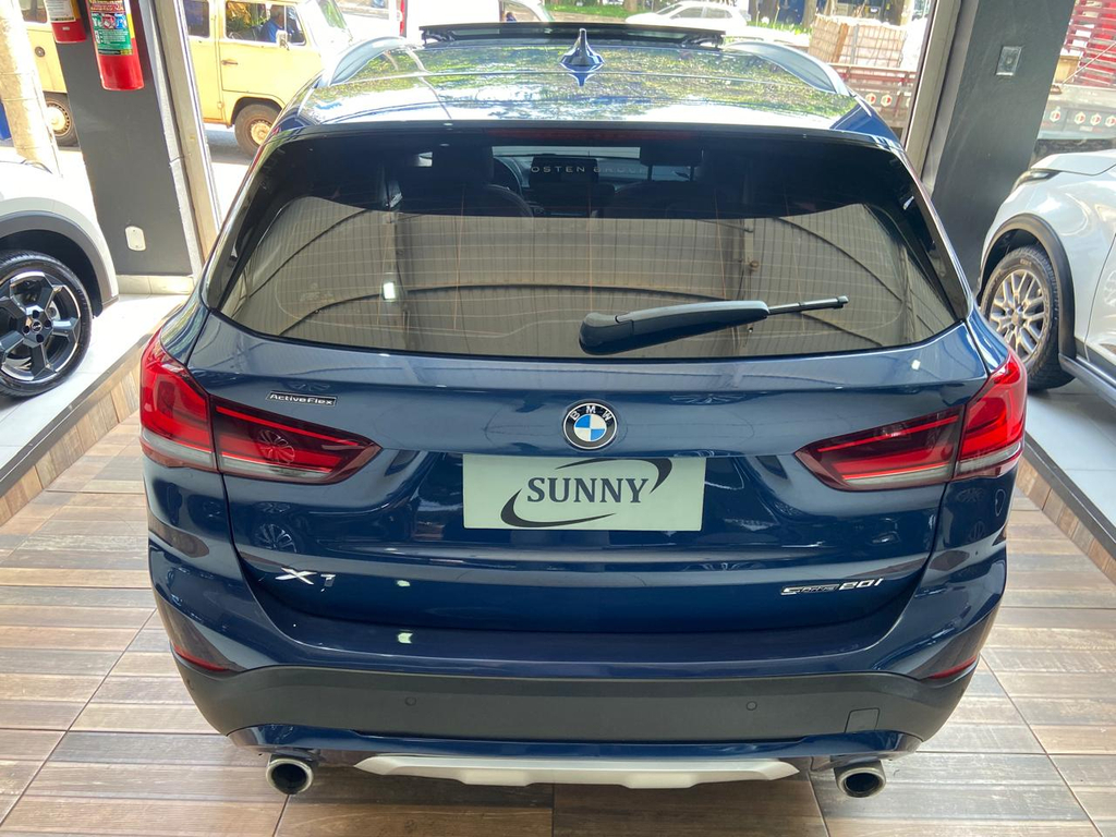 BMW X1 Azul