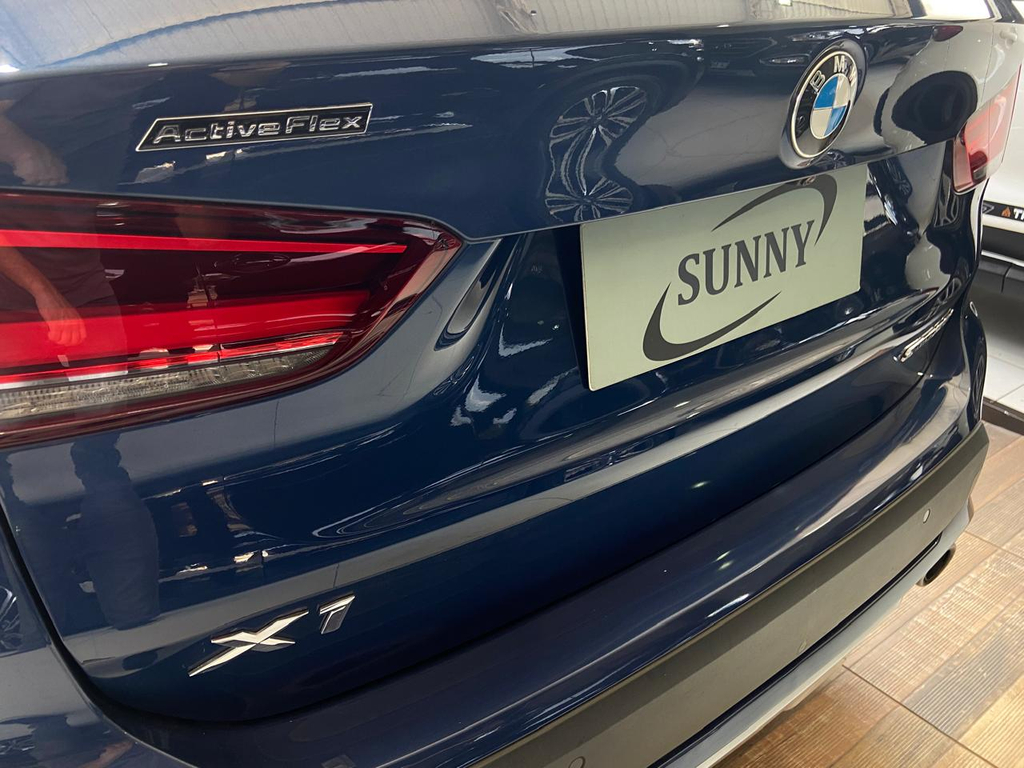 BMW X1 Azul