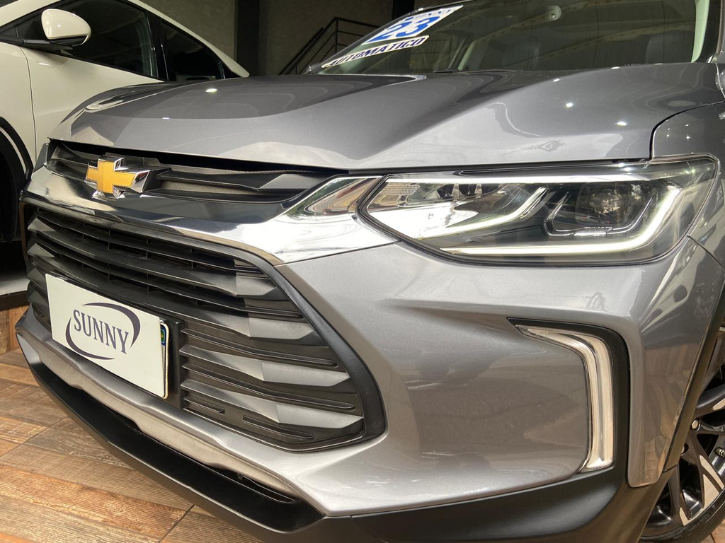Chevrolet Tracker Cinza